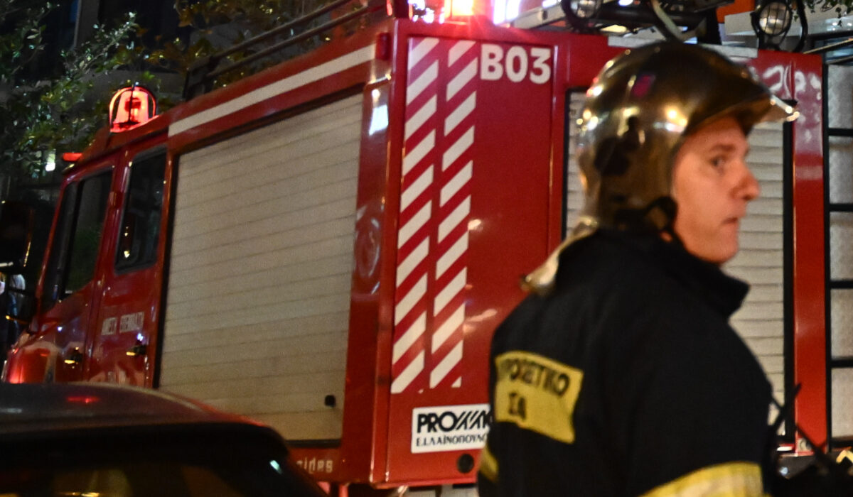 Έκρηξη σε διαμέρισμα στον Νέο κόσμο, κινητοποίηση της Πυροσβεστικής