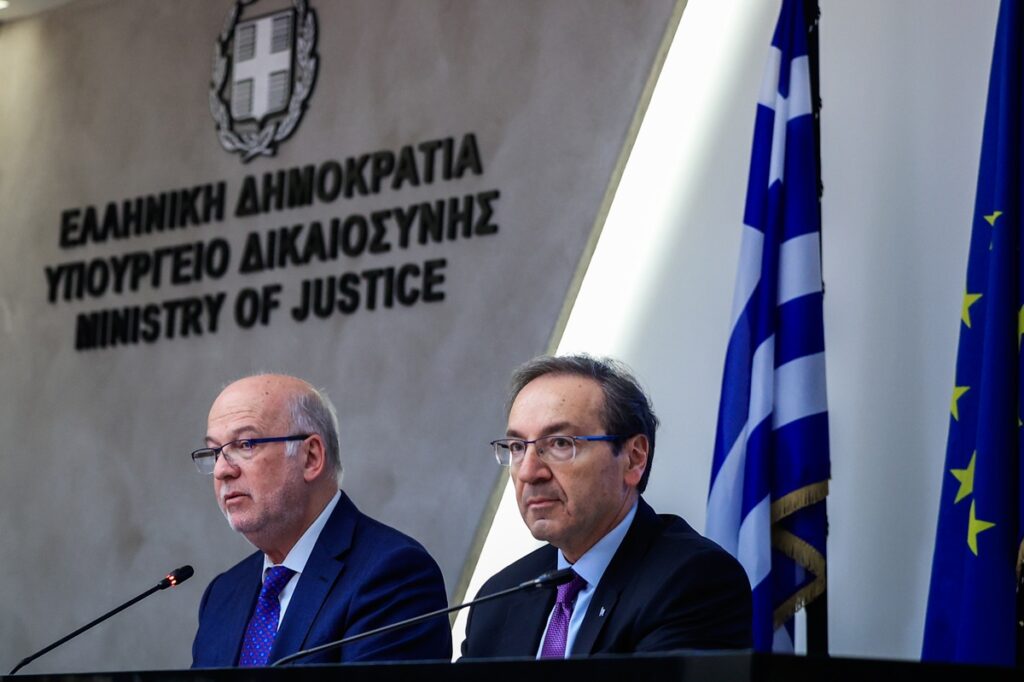 Συνάντηση του προέδρου της ΕνΔΕ με Φλωρίδη και Μπούγα – Στο επίκεντρο ο ΟΠΕΚΕΠΕ και ο Κώδικας Πολιτικής Δικονομίας