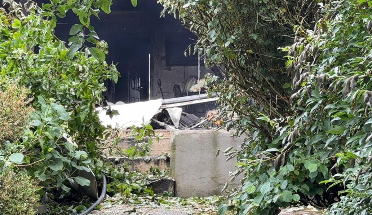 Γερμανία: Δύο νεκροί από συντριβή αεροσκάφος σε κτίριο στη Βόρεια Ρηνανία – Βεστφαλία