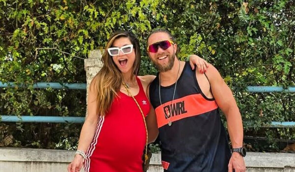 Γιώργος Κόρομι Τίνα
