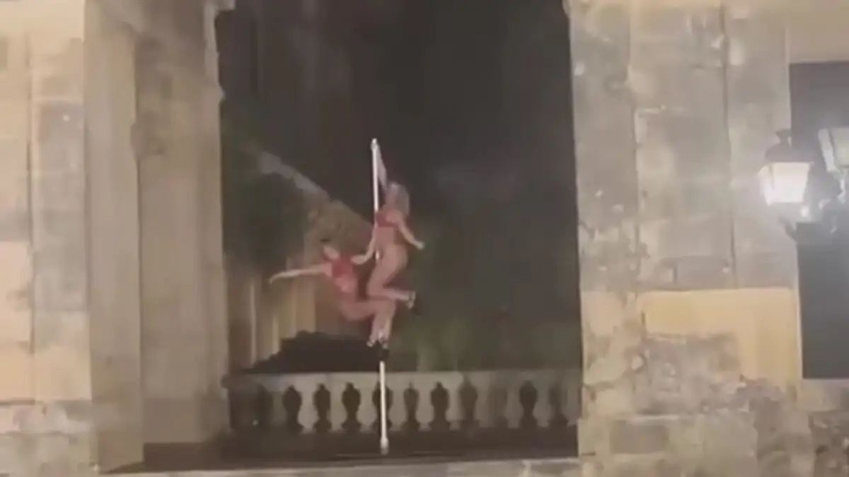 Δικηγόρος Αγγλίδων: «Δεν έκαναν pole dancing, αθλητικές πόζες ήταν»