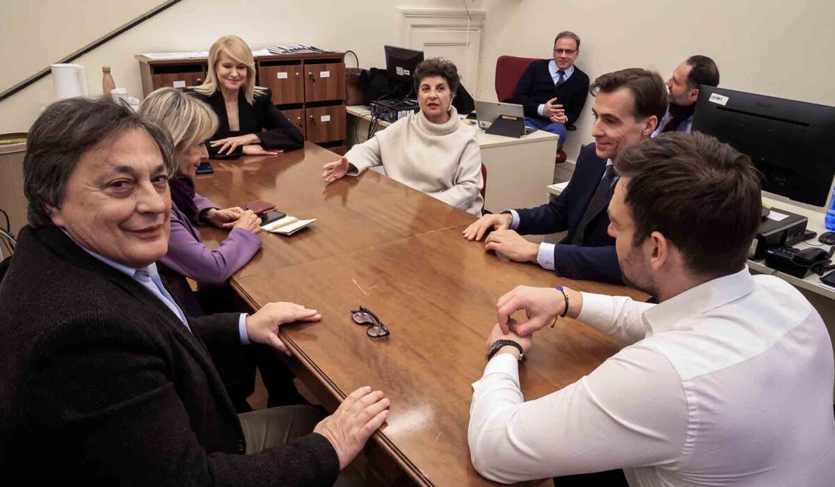 Ο ΣΥΡΙΖΑ βρήκε στήριξη στο… Κίνημα Δημοκρατίας στην πρόταση για την Προανακριτική