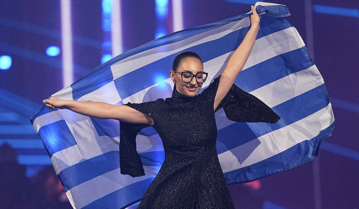 Χαμόγελα και στο Μαξίμου την Κλαυδία