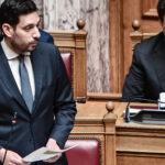 Αμηχανία στο Μαξίμου για την κόντρα Κυρανάκη - ταξί
