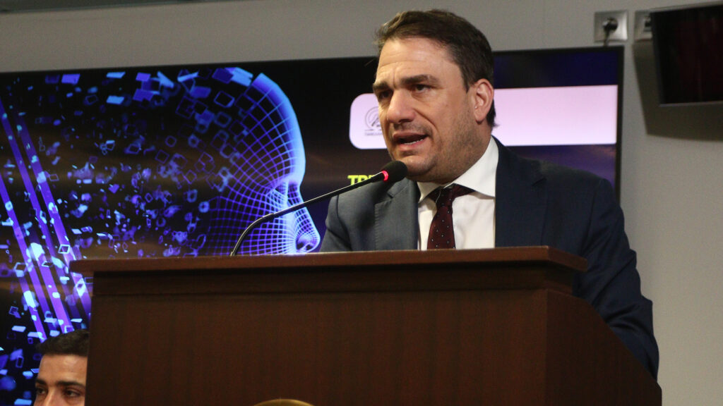 Τσουκαλάς: Η κυβέρνηση έχει κάνει δεύτερη φύση της το ρουσφέτι και τις απευθείας αναθέσεις
