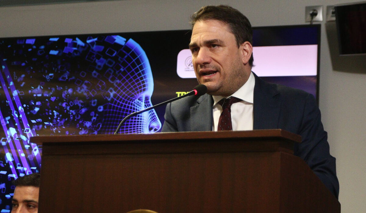 Τσουκαλάς: Η κυβέρνηση έχει κάνει δεύτερη φύση της το ρουσφέτι και τις απευθείας αναθέσεις