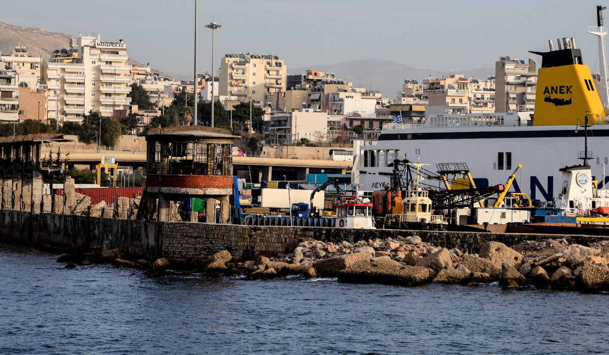 Τα λιμάνια, οι ΗΠΑ και τα «ορφανά» του Πάιατ