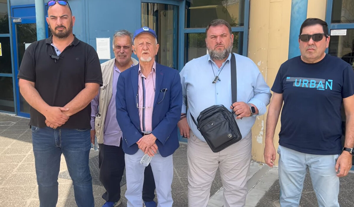 «Ντου» Λυμπερόπουλου, συνοδεία συνδικαλιστών, στο γραφείο του Κυρανάκη