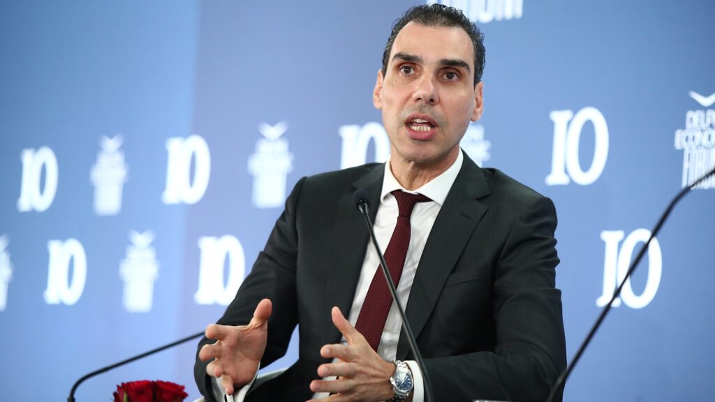 Θεμιστοκλέους: Ξεκίνησε η αποστολή των SMS για τα δωρεάν απογευματινά χειρουργεία σε ιδιωτικά νοσοκομεία