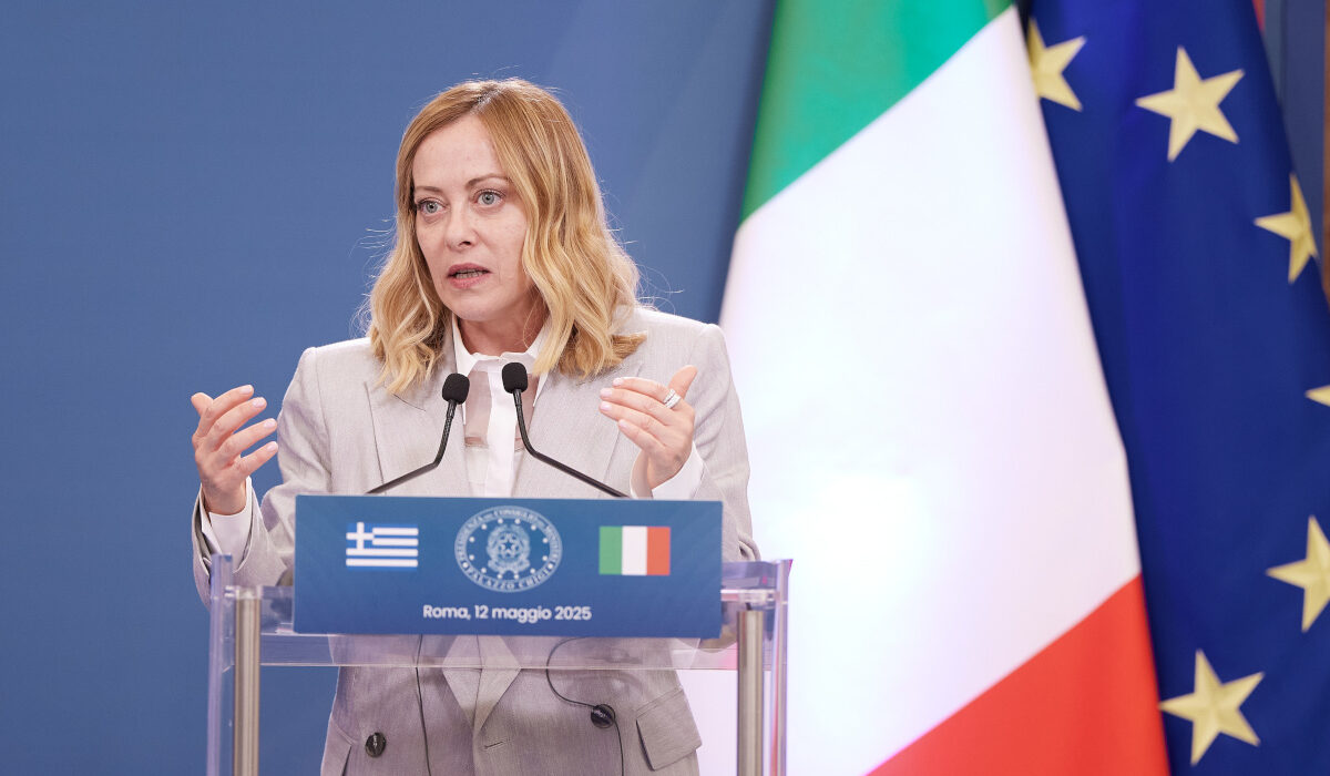 Ιταλία: Καθηγητής πήγε να αυτοκτονήσει μετά από ανάρτηση ακραίου μηνύματος για την κόρη της Μελόνι