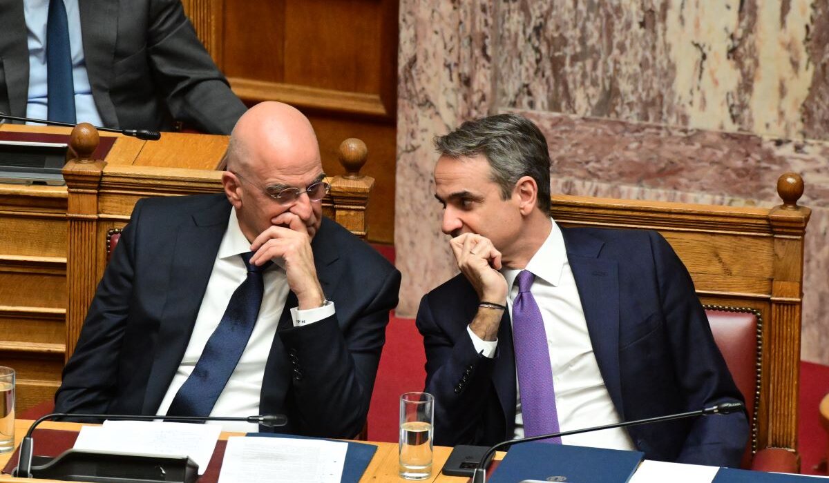 Μητσοτάκης, Δένδιας