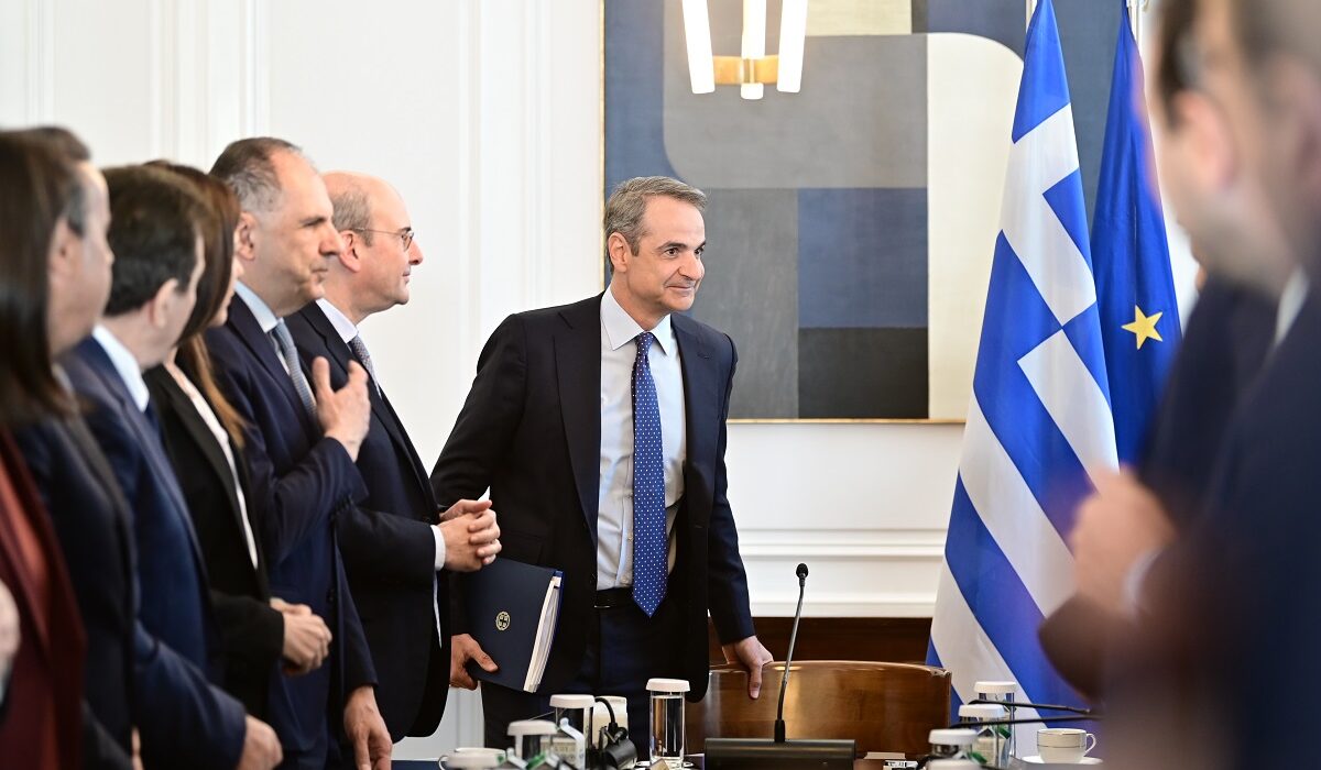 ΜΗΤΣΟΤΑΚΗΣ, ΥΠΟΥΡΓΙΚΟ ΣΥΜΒΟΥΛΙΟ