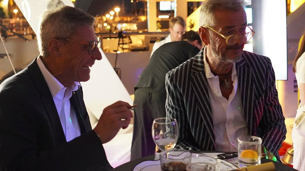 Η Κίμπερλι σε πάρτι Κύπριου επιχειρηματία στο Μονακό – Μαζί με τη Μαριάννα Λάτση (εικόνες)