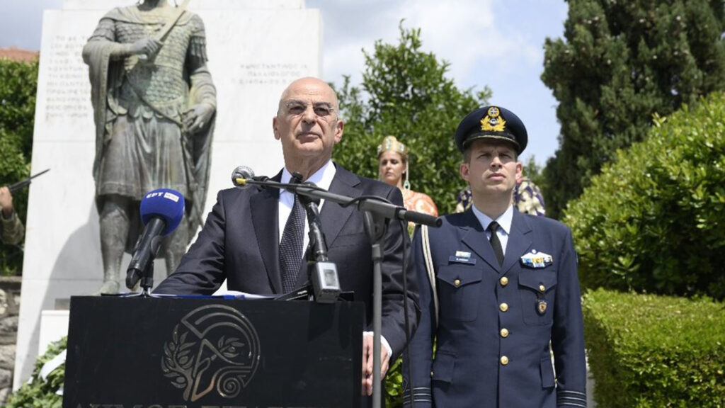 Αιχμηρό μήνυμα Δένδια για τη συμμετοχή της Τουρκίας στην ευρωάμυνα: Κίνδυνος να γίνει «κερκόπορτα»