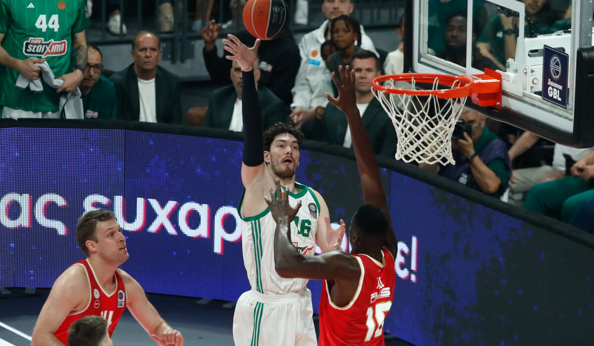 Παναθηναϊκός – Ολυμπιακός 80-68: Πρώτο «πράσινο» βήμα προς τον τίτλο