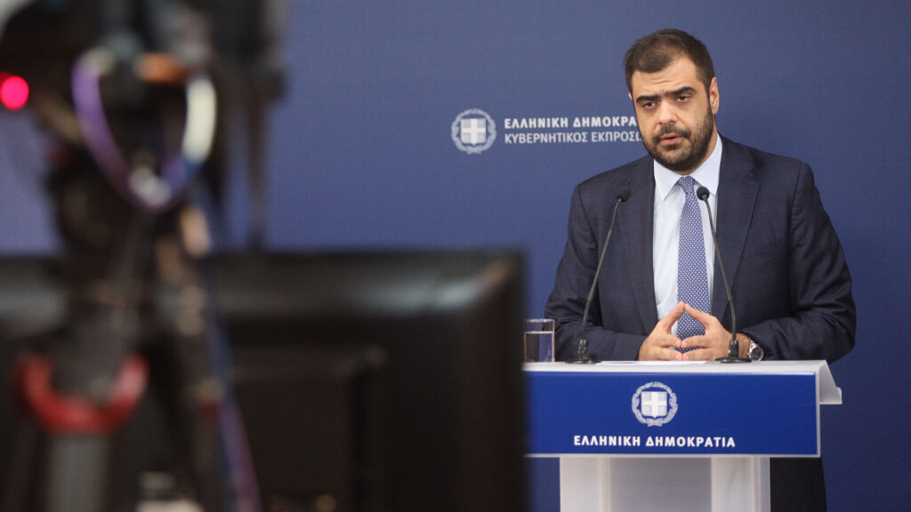 Μαρινάκης για άρση μονιμότητα: Βάζουμε στο τραπέζι το άρθρο 103 χωρίς εξαιρέσεις