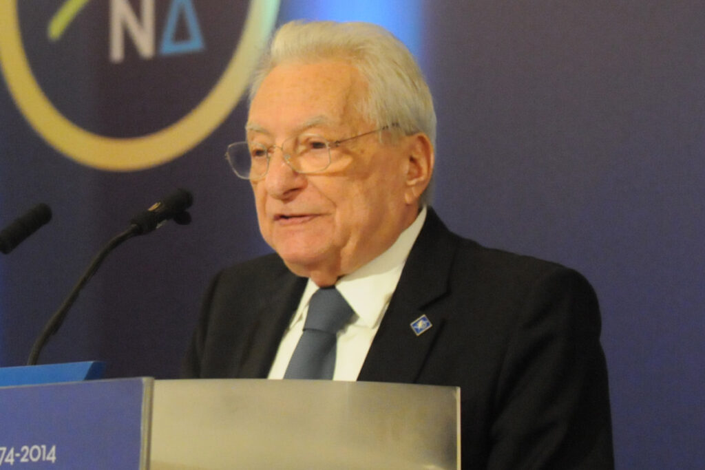 Πέτρος Μολυβιάτης