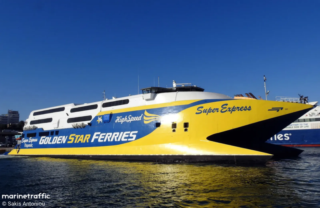 Μύκονος: Απαγόρευση απόπλου για το Super Express – Ταλαιπωρία για 158 επιβάτες