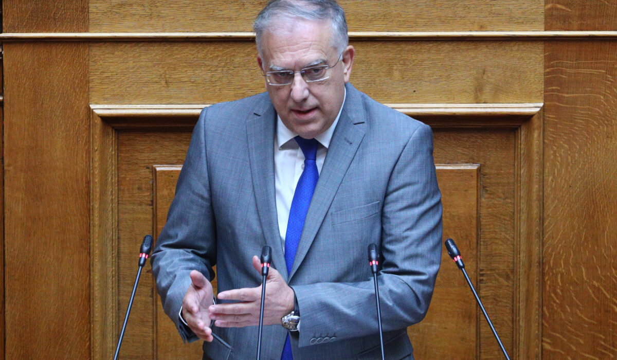 Τάκης Θεοδωρικάκος αναπτυξιακός νόμος