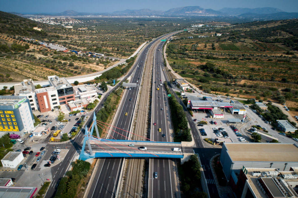 ΓΕΚ ΤΕΡΝΑ – Latsco Family Office: Ολοκληρώθηκε η συμφωνία για απόκτηση 10% στην Αττική Oδό