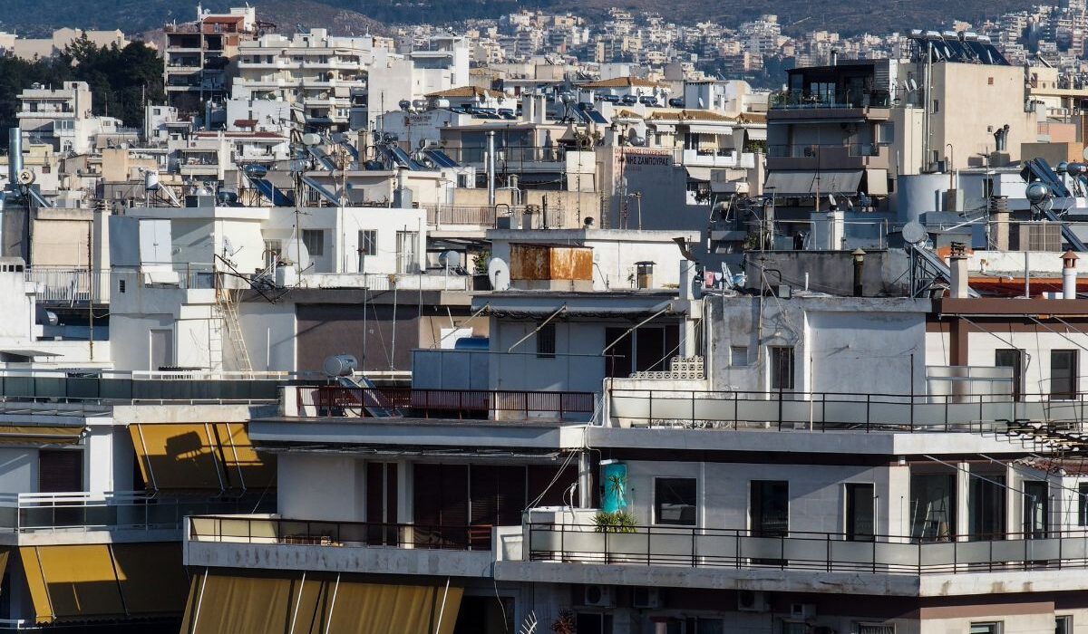 Κερδισμένοι πάλι οι τραπεζίτες από τα 20.000 ακίνητα που θα βγουν στην αγορά από πλειστηριασμούς