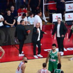 Στη ζούγκλα του ΣΕΦ
