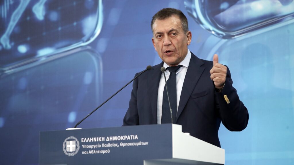Τελεσίγραφο Βρούτση σε Γιαννακόπουλο - Αγγελόπουλους: «Μαζί στο τραπέζι ή τέλος το πρωτάθλημα»