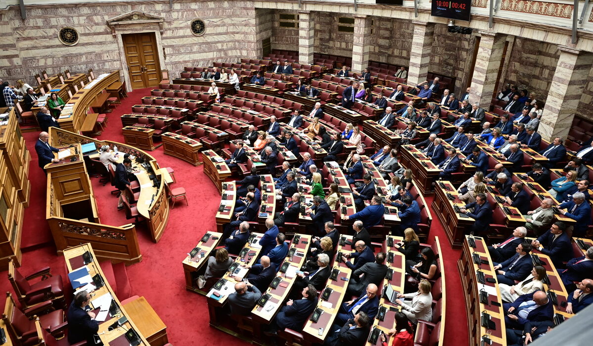 LIVE η ψηφοφορία για την Προανακριτική για τα Τέμπη – Αποχώρησαν ΣΥΡΙΖΑ, ΚΚΕ, Νέα Αριστερά