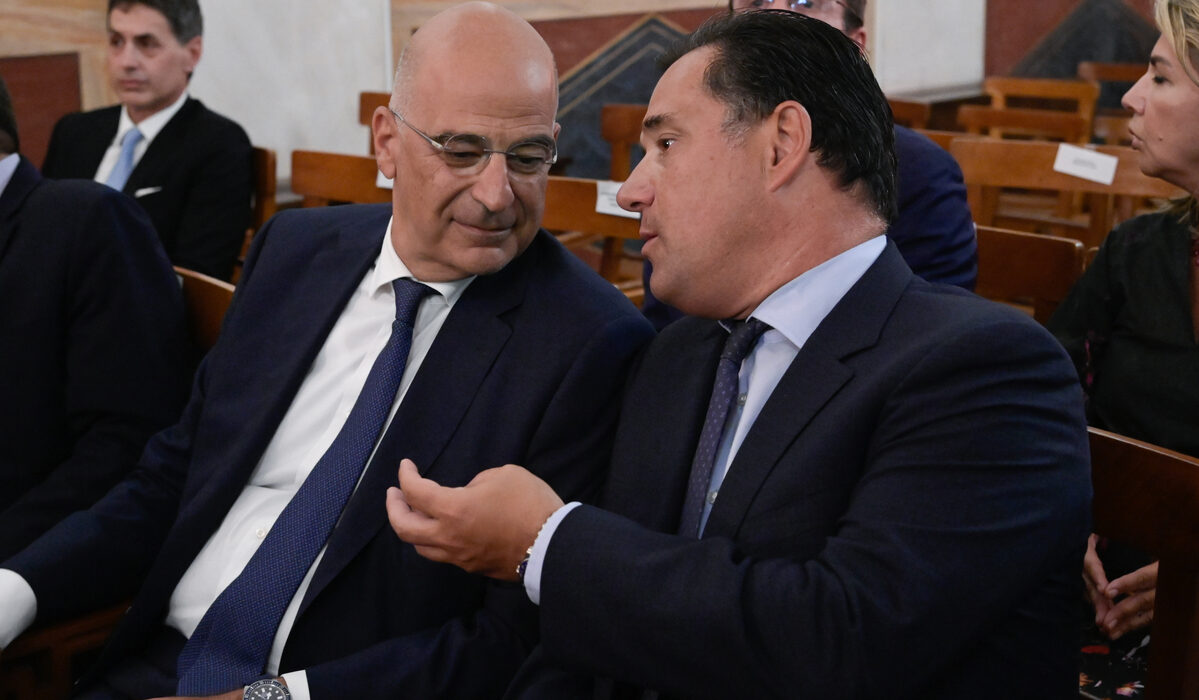Δένδιας – Άδωνις: Μια ωραία ατμόσφαιρα
