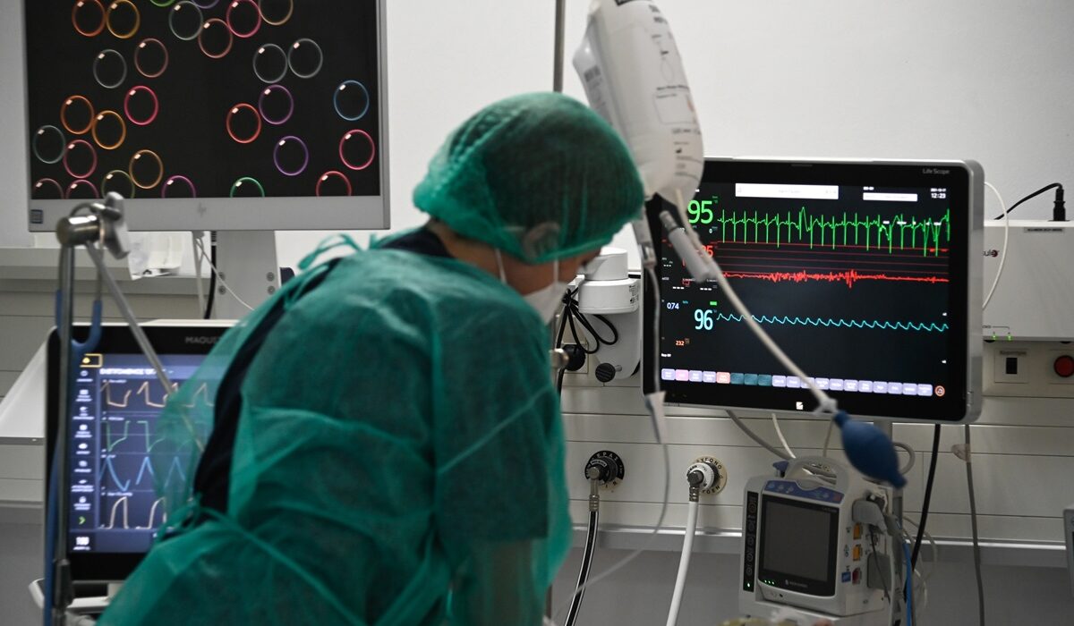 Λάρισα: 18χρονη κατέρρευσε σε γυμναστήριο - Υπέστη δύο ανακοπές, χειρουργήθηκε στο κεφάλι