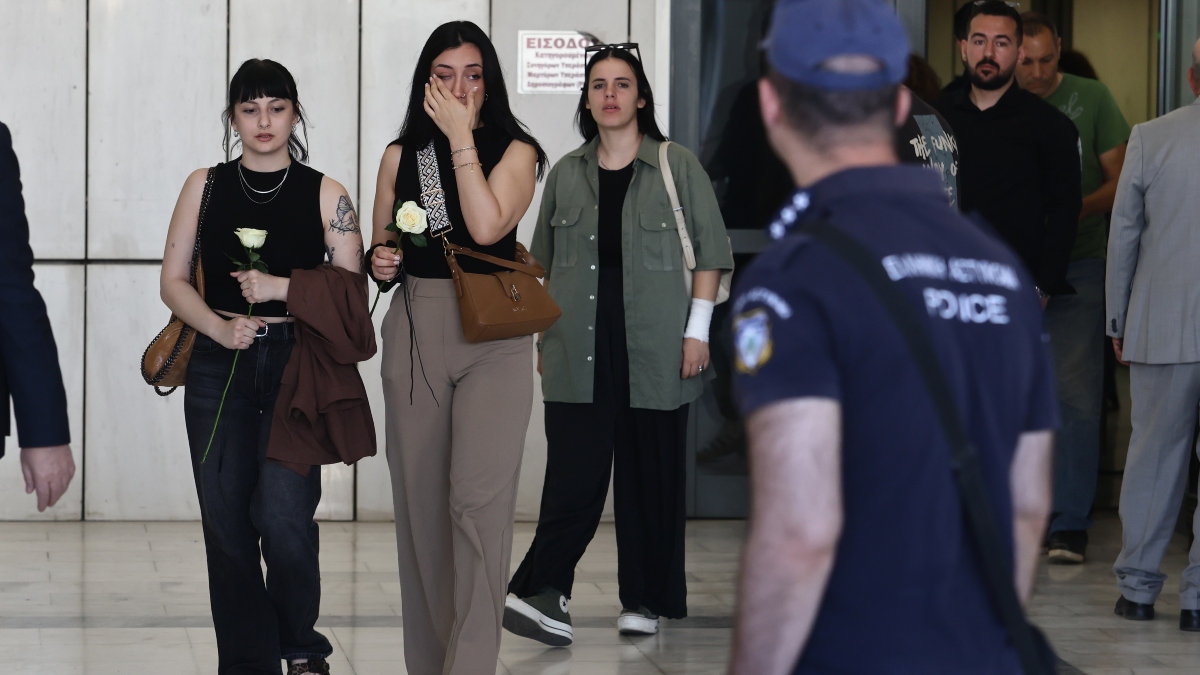 Μάτι: Αντιδρούν κατά της απόφασης οι συγγενείς - «104 νεκροί και οι κατηγορίες είναι πλημμέλημα»