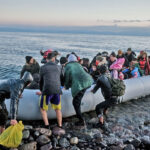 Μπαράζ αφίξεων μεταναστών στην Κρήτη - 690 άτομα μέσα σε ένα 24ωρο