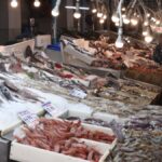 «Άφαντα» τα ψάρια από το τραπέζι - Έως και 80% πάνω οι αυξήσεις σε έναν χρόνο, δείτε τιμές