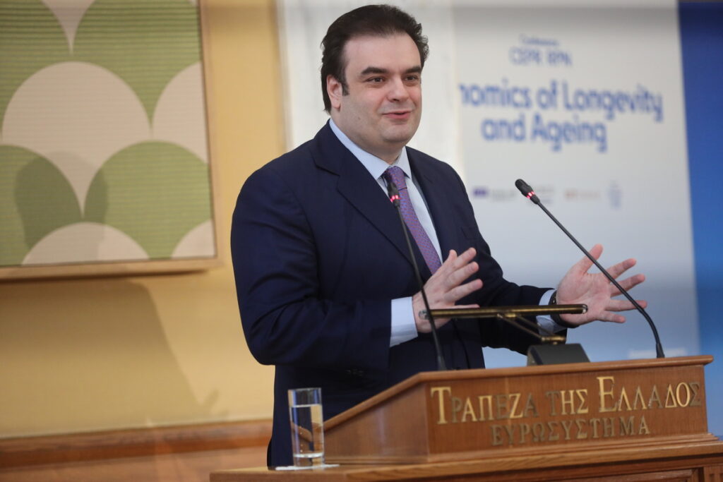Τα ηχηρά μηνύματα που έστειλε ο «Πιέρ» στους τραπεζίτες