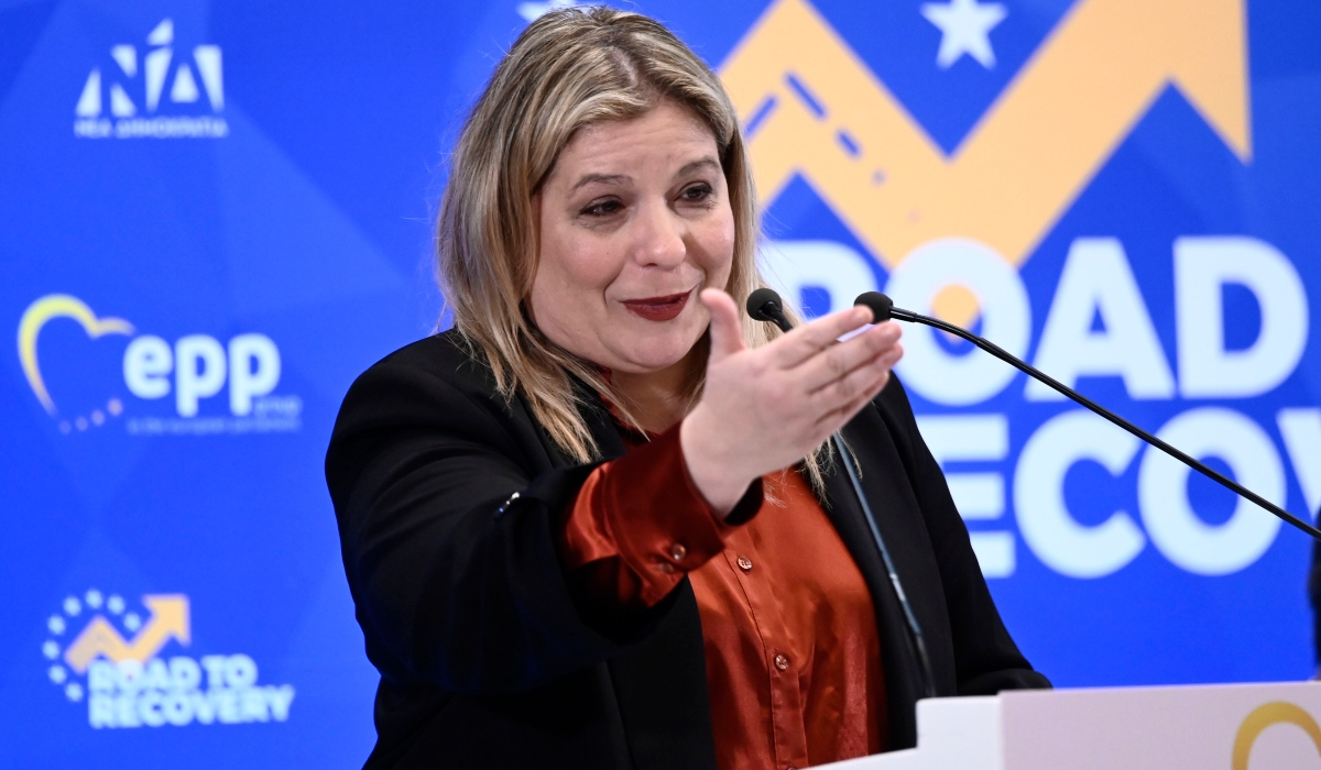 Μαρία Συρεγγέλα