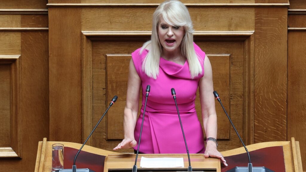 Η Θεοδώρα Τζάκρη εξελέγη αντιπρόεδρος του κόμματος Κασσελάκη