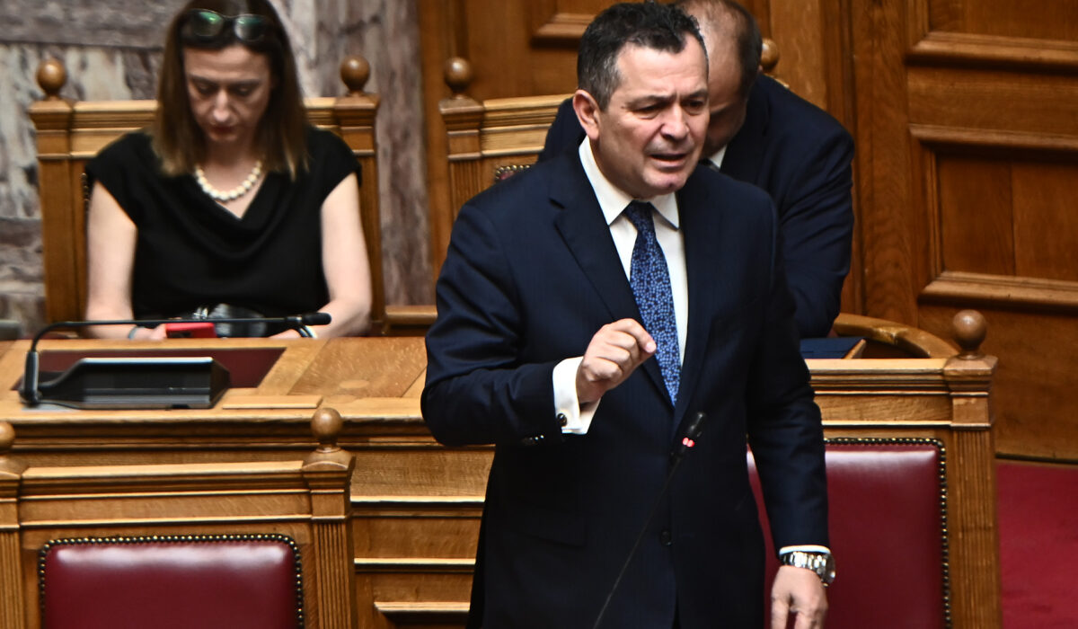 Χρήστος Μπουκώρος