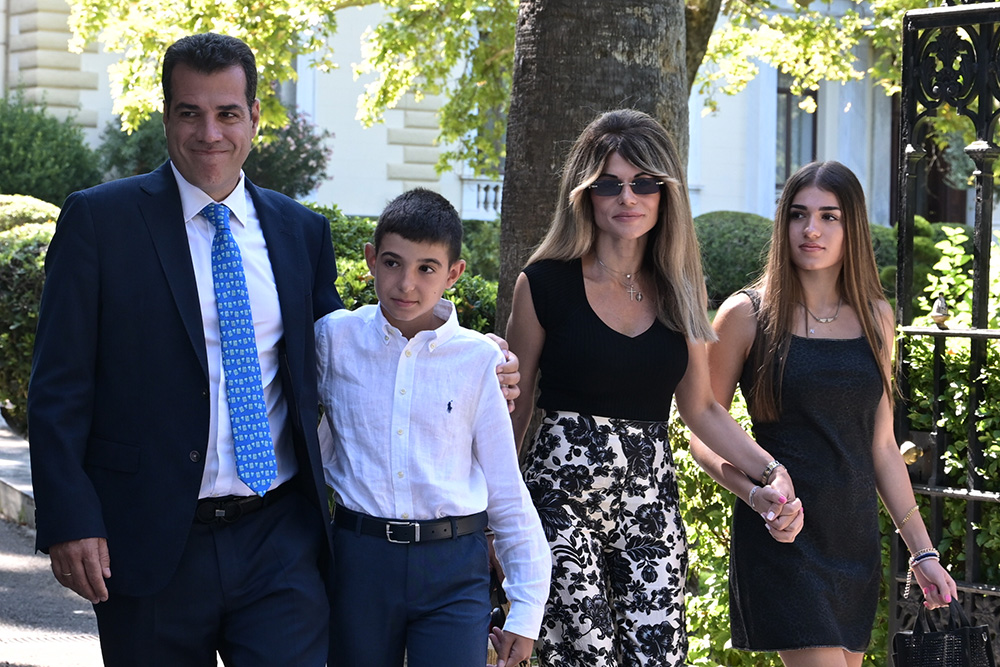 Άφιξη Ορκωμοσία νέων μελών κυβέρνησης