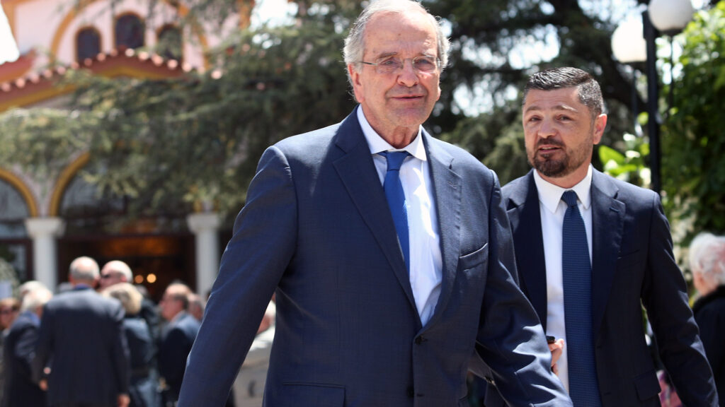 Αντώνης Σαμαράς