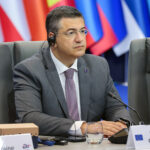 Απόστολος Τζιτζικώστας