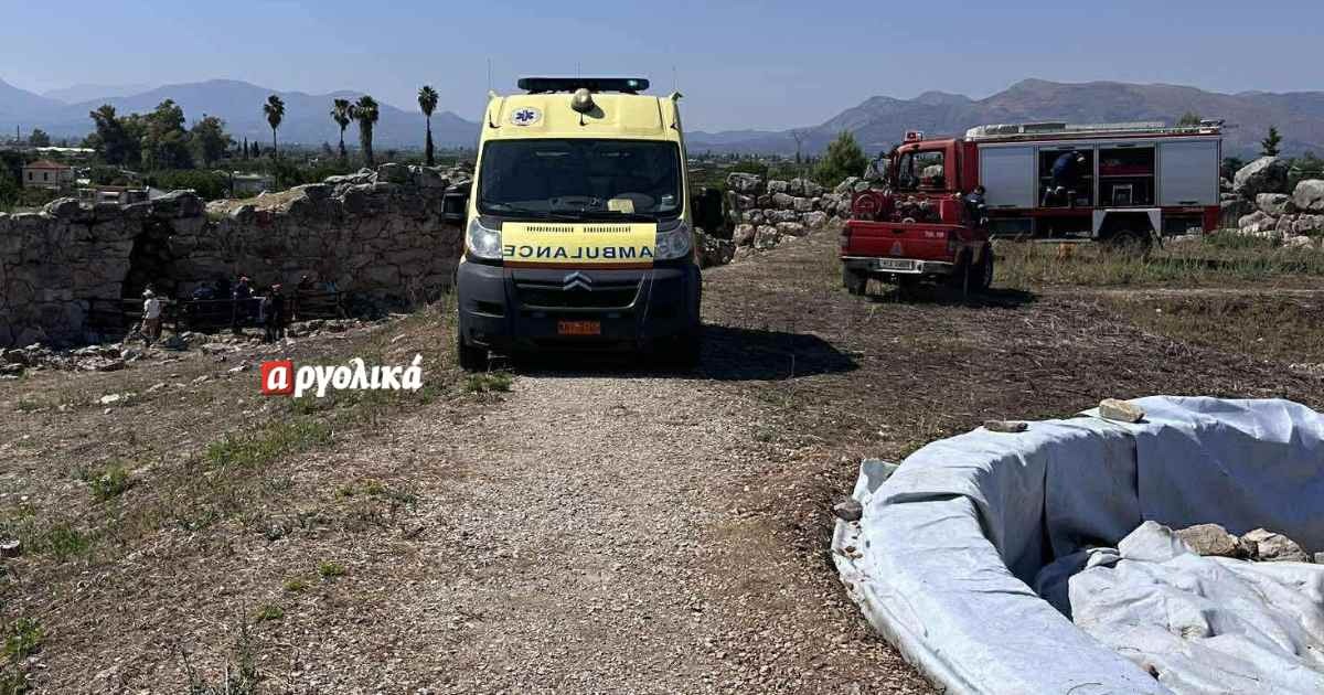 Αργολίδα Τουρίστας Πηγάδι Τίρυνθα