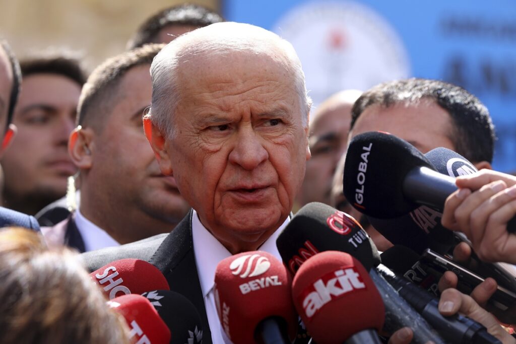 Ο Μπαχτσελί προσπαθεί να εργαλειοποιήσει την κρίση στη Μέση Ανατολή: «Τελικός στόχος η Τουρκία»