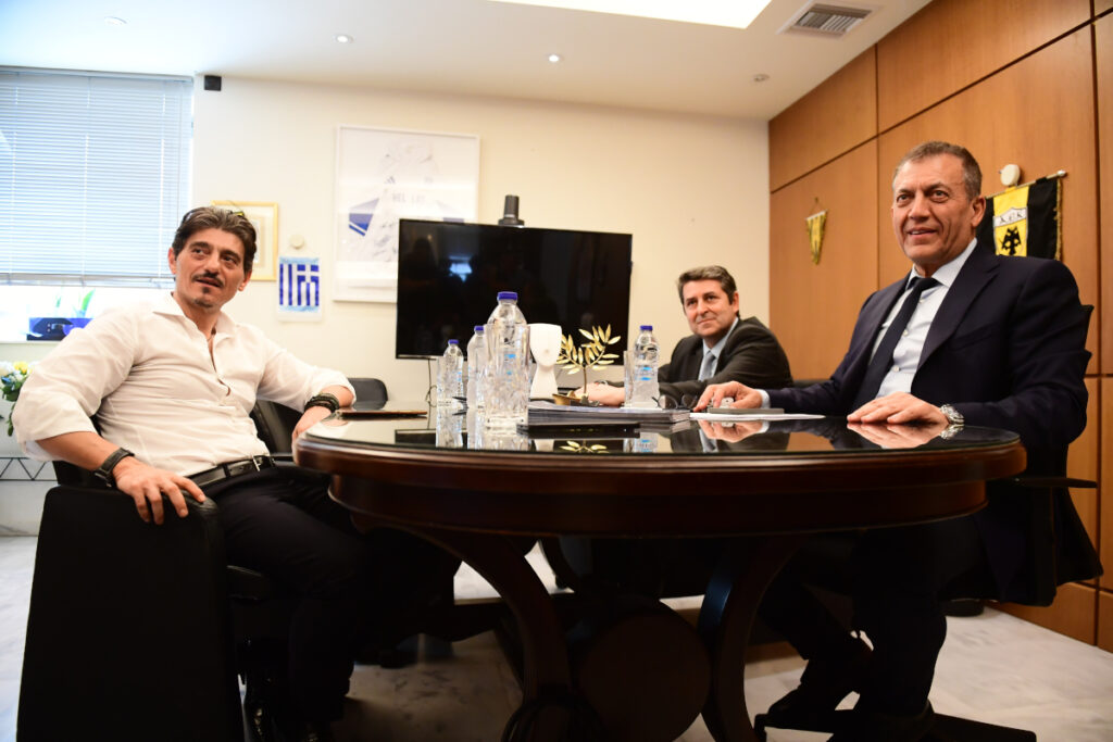 Συνάντηση Δημήτρη Γιαννακόπουλου Γιάννη Βρούτση για τη συνέχιση του πρωταθλήματος της Baskeat League