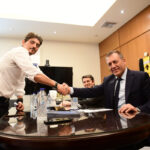 Συνάντηση Δημήτρη Γιαννακόπουλου Γιάννη Βρούτση για τη συνέχιση του πρωταθλήματος της Baskeat League