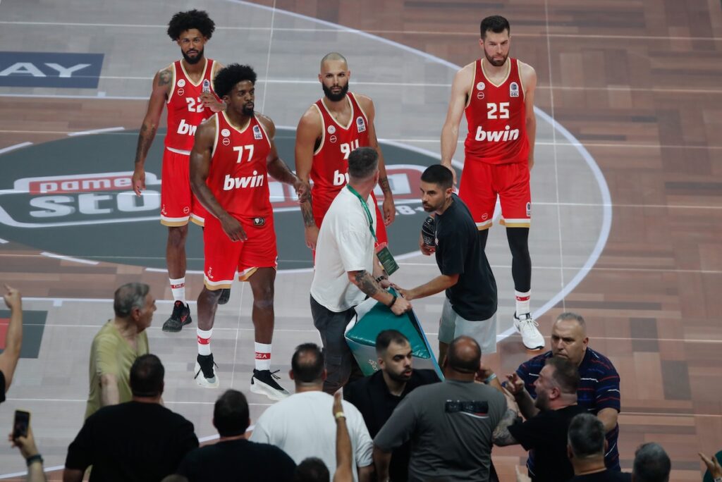 Εβάν Φουρνιέ Παναθηναϊκός Ολυμπιακός Μπάσκετ