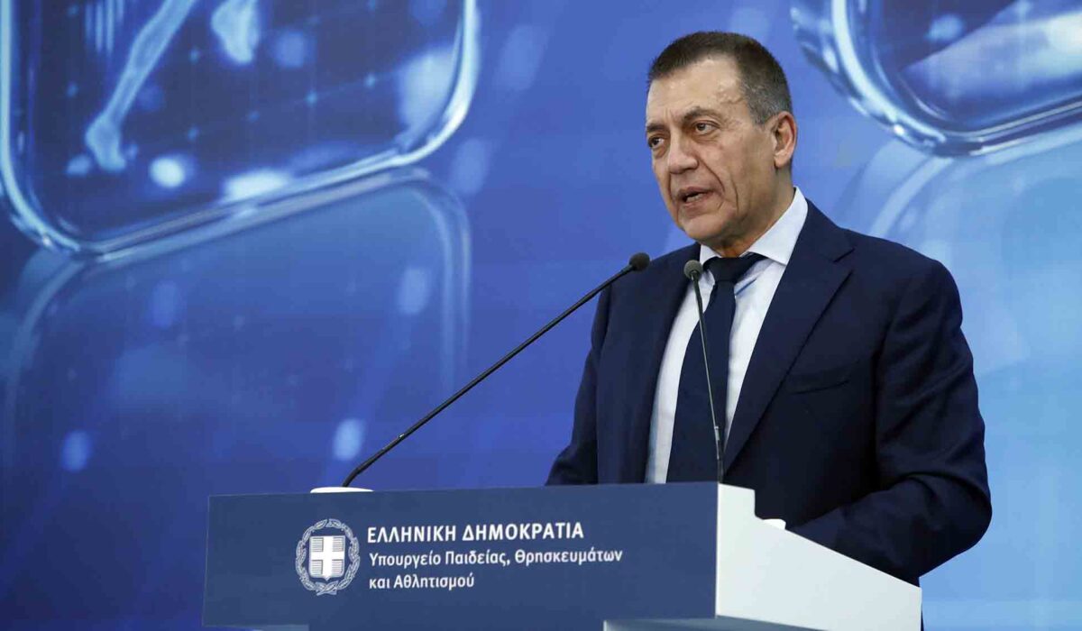 ALERT - Αναζητείται υπουργός, Όνομα: Γιάννης, Επώνυμο: Βρούτσης