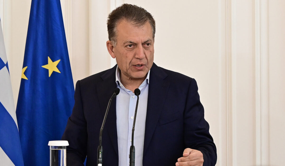 Βρούτσης: Διακόπτεται το πρωτάθλημα αν δεν έρθουν στη συνάντηση Γιαννακόπουλος και Αγγελόπουλοι