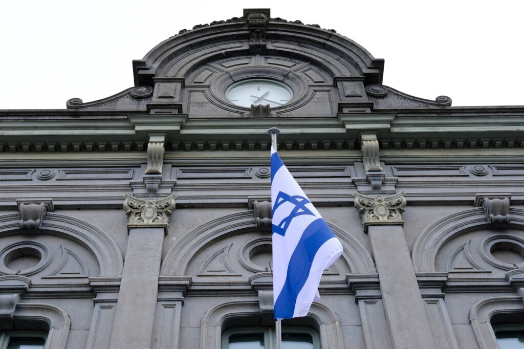 Κλείνουν όλες οι πρεσβείες του Ισραήλ παγκοσμίως – Αυξημένα μέτρα ασφαλείας για τους πολίτες