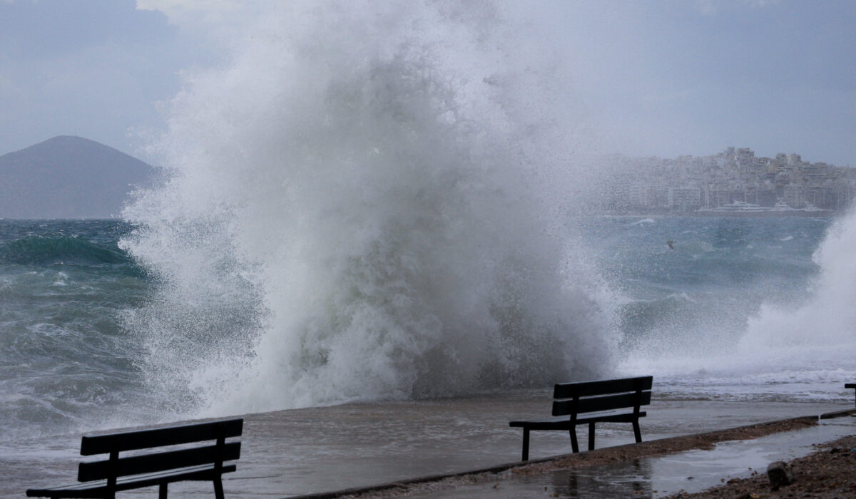 Καιρός: Πτώση θερμοκρασίας και άνεμοι έως 9 μποφόρ – Προειδοποιήσεις από την ΕΜΥ