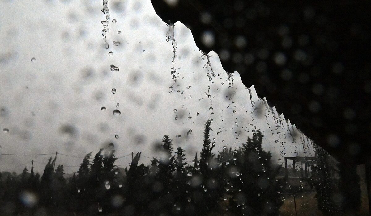 Meteo: Ισχυρές καταιγίδες στην Πελοπόννησο, 57 mm βροχής σε μία ώρα στην Αττική